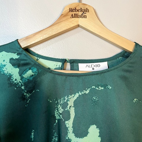 Alexis x Target Green Long Sleeve Dress in Green Tropical Print Size 2X - Picture 11 of 16